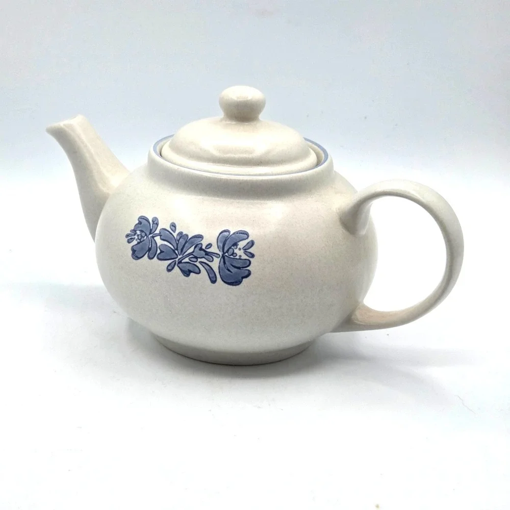 Vtg Pfaltzgraff Yorktowne 5 Cup Teapot Coffee Pot W/ Lid 7-550 Stoneware Floral